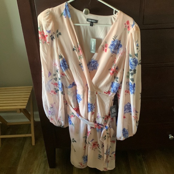 Express Dresses & Skirts - New with tags!!! Express dress, sheer sleeves , tie belt